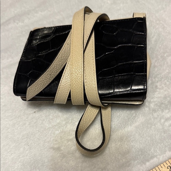 Brighton Black and Ivory  Mini floral Bag Brighton Rosie East West Organizer - Picture 6 of 6